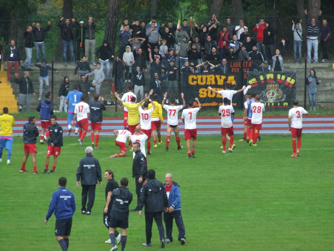 Francavilla-sotto-la-curva-a-fine-partita