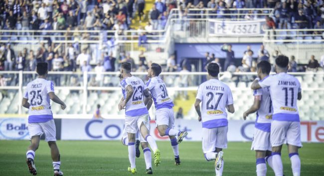 Avellino - Pescara live, domenica 18 marzo dalle 17.30