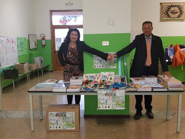 consegnato il materiale didattico alla Scuola Primaria di Cerratina