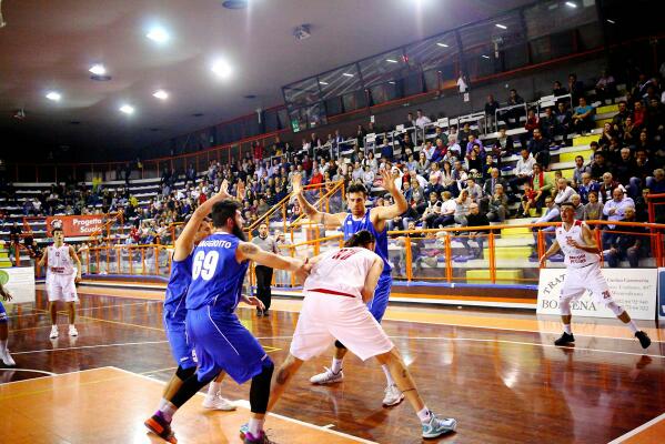 Amatori giovedì sfida Teramo nel primo turno infrasettimanale di campionato