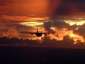 aereo al tramonto