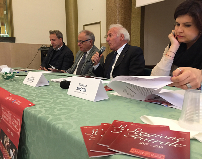 stagione teatrale Fenaroli 2017-2018