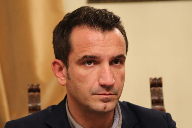 il sindaco di Tirana Erion Veliaj in Comune