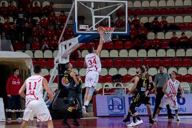Basket: Teramo passa a Nardò dopo un tempo supplementare
