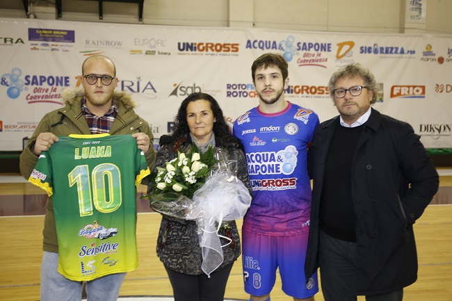 C5, l'AcquaeSapone Unigross dedica la vittoria a Luana