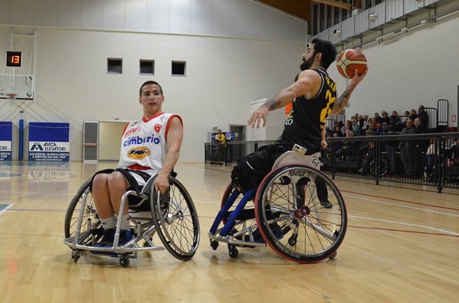 Basket in carrozzella, l'Amicacci si impone 64-42 su Varese