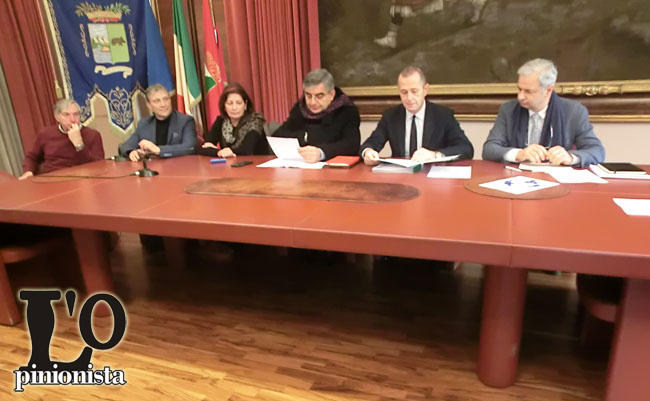 finanziamenti-pubblici-scuole-superiori-provincia-pescara