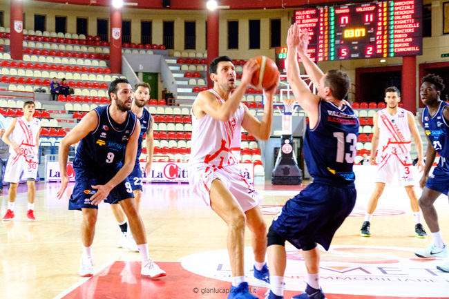 Successo dell'Amatori 70-67 nel derby contro il Campli