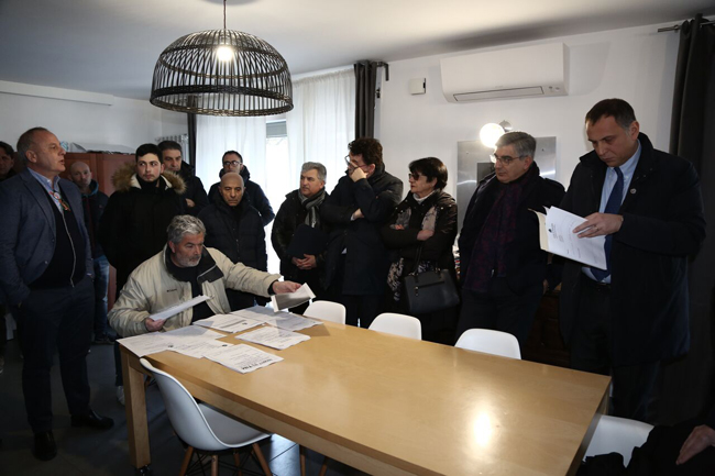 incontro-con-i-residenti-di-via-Valle-Furci