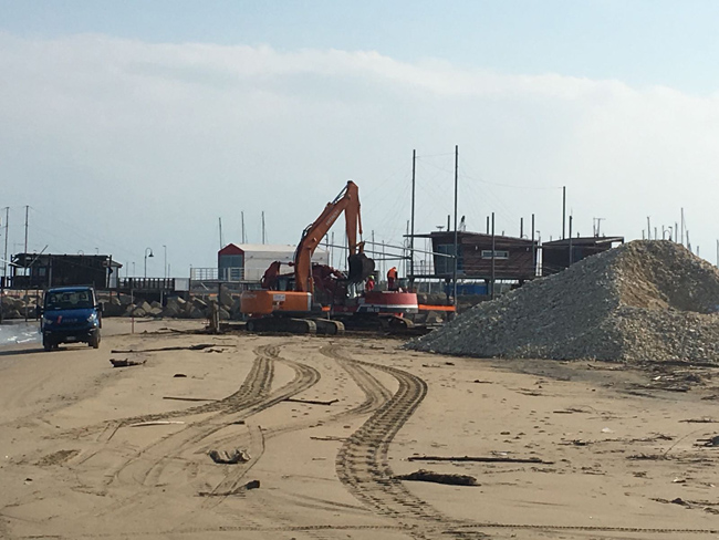 Foto cantiere diga foranea