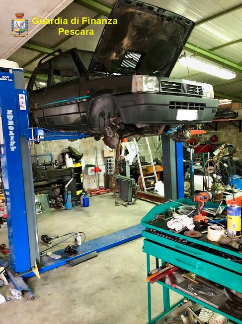 Alanno, officina abusiva: scoperto e denunciato un meccanico-carrozziere