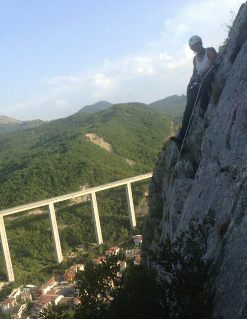 parete rocciosa Villa Santa Maria