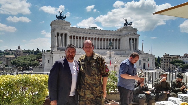 Walter De Berardinis insignito della Croce di Bronzo, III grado della Legione Cecoslovacca