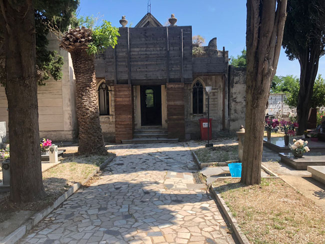 cimitero Ortona ingresso