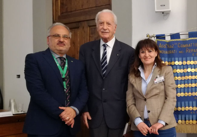 Firenze grande interesse relazione della associazione aquilana De Historia