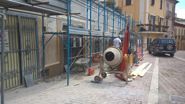 Spoltore Piazza D'Albenzio inizio lavori