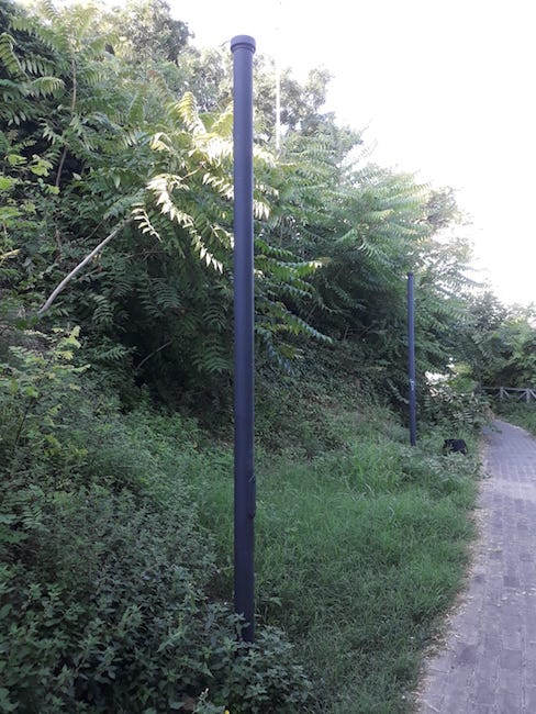 vandali lampade Montesilvano