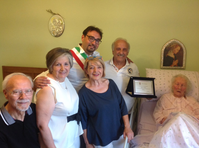 omaggio centenaria Teramo