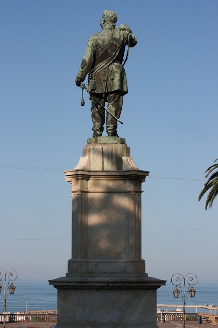 monumento Pagliaccetti Giulianova