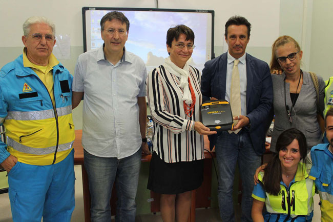 consegna defibrillatore