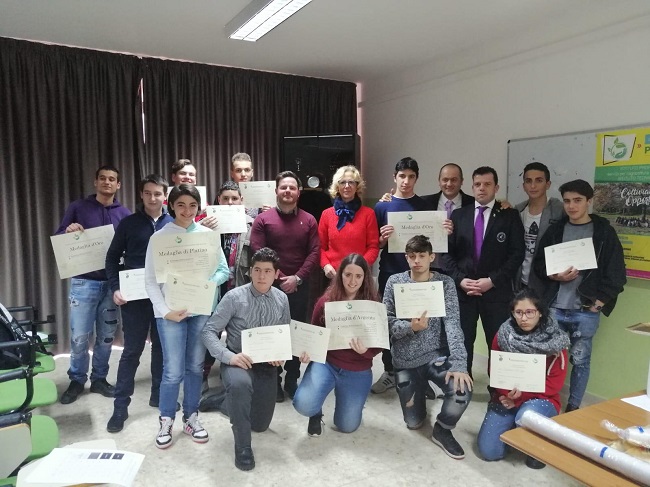 scuole olio di poppa rozzi
