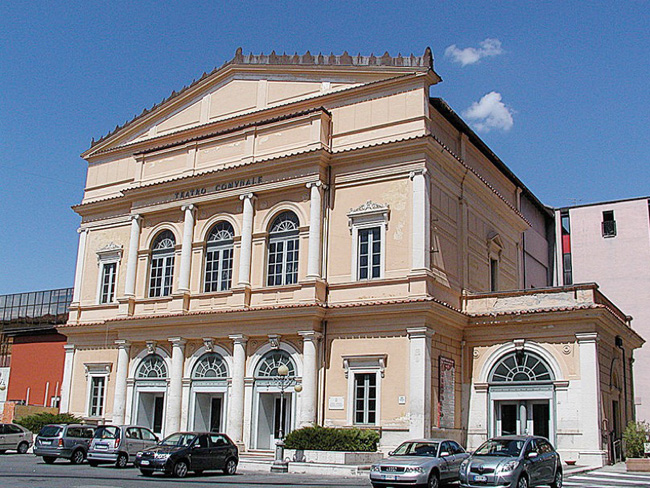 teatro comunale L'Aquila