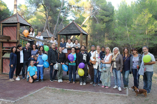 una festa con le famiglie affidatarie