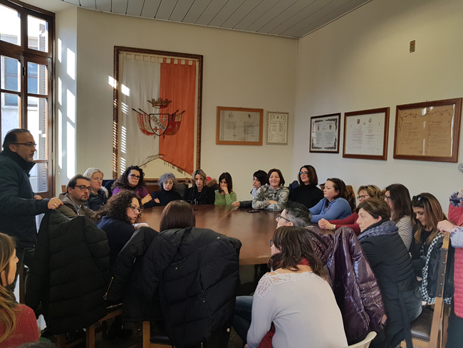 Teramo, Ipersimply: incontro del sindaco con i dipendenti