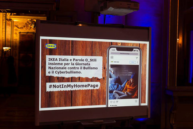 Prendiamo le misure al cyberbullismo