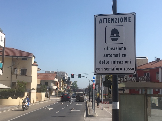 semaforo via roma sgt