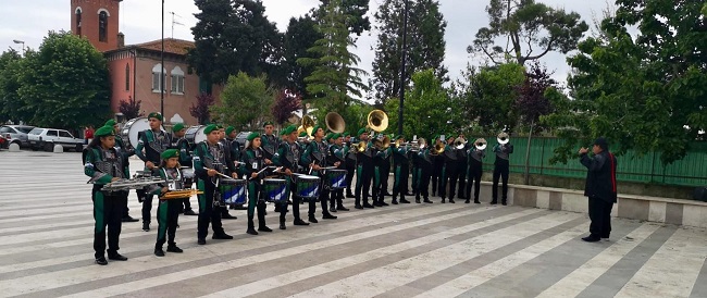 banda el salvador cologna spiaggia