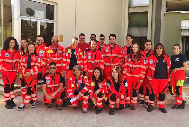 divisa della croce rossa