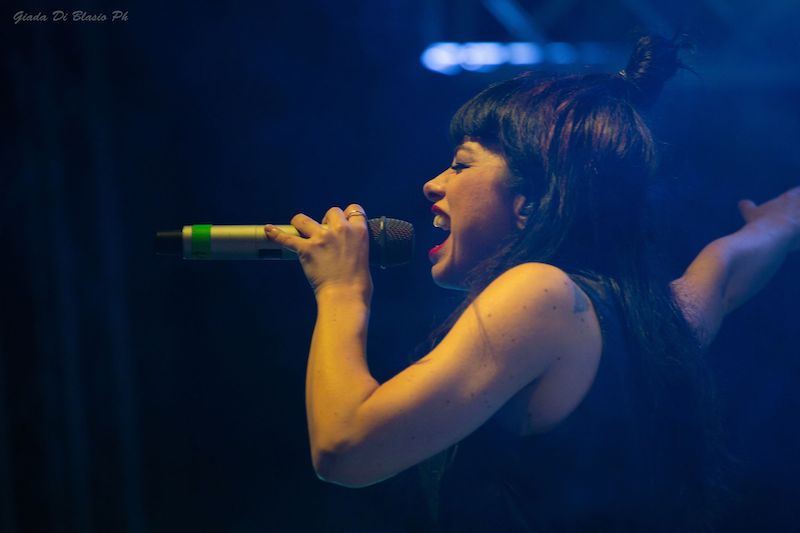 dolcenera microfono dolcenera microfono