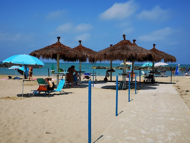 spiaggia accessibili disabili