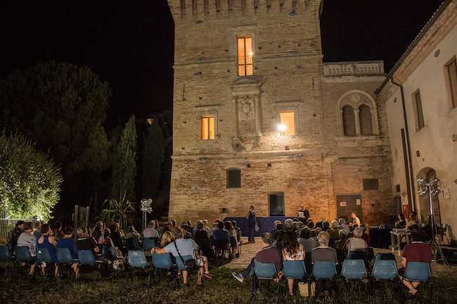 torre carlo v martinsicuro