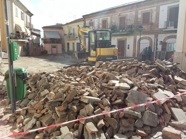 lavoro pavimentazione spoltore 1