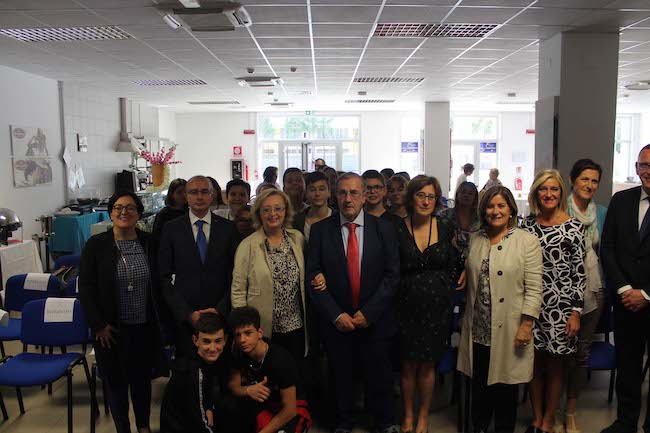 pellegrini con gruppo de cecco