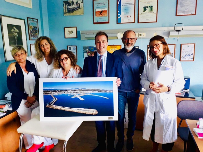 Il sindaco Costantini in visita al reparto di Allergologia dell'Ospedale di Giulianova