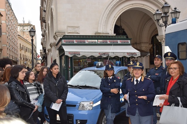 polizia chieti 25 novembre 2019