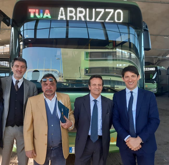 presentazione nuovi autobus tua