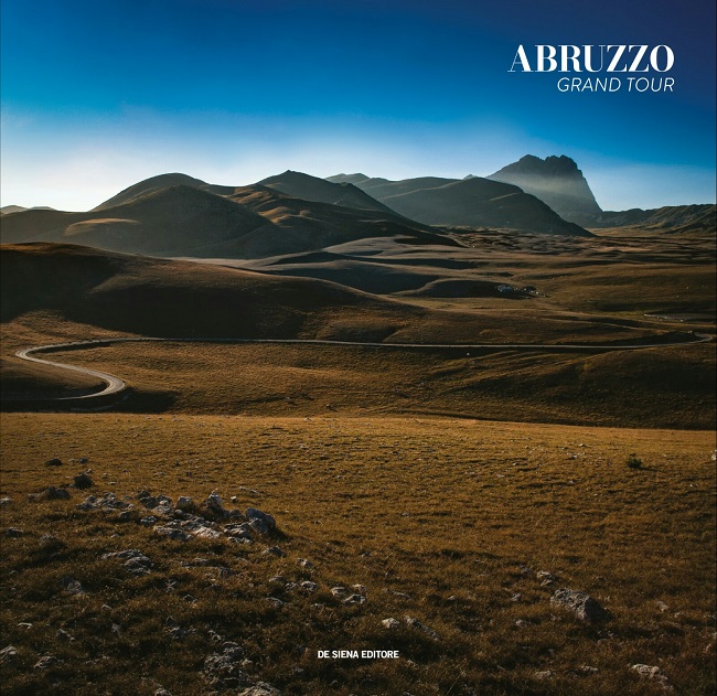 Giulianova, presentazione del libro Abruzzo Grand Tour