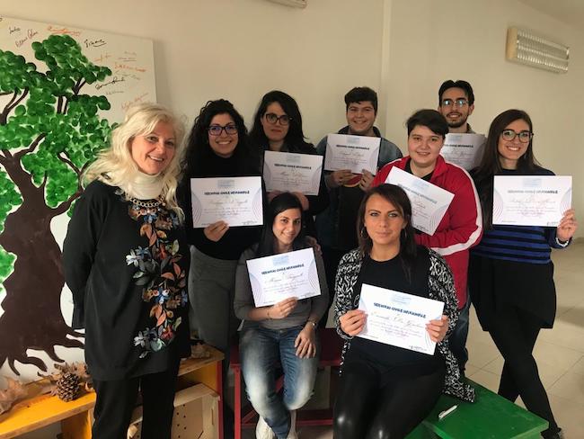 Associazione Allegrino, foto di gruppo con i giovani volontari del Servizio Civile