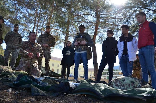mostra materiali openday esercito