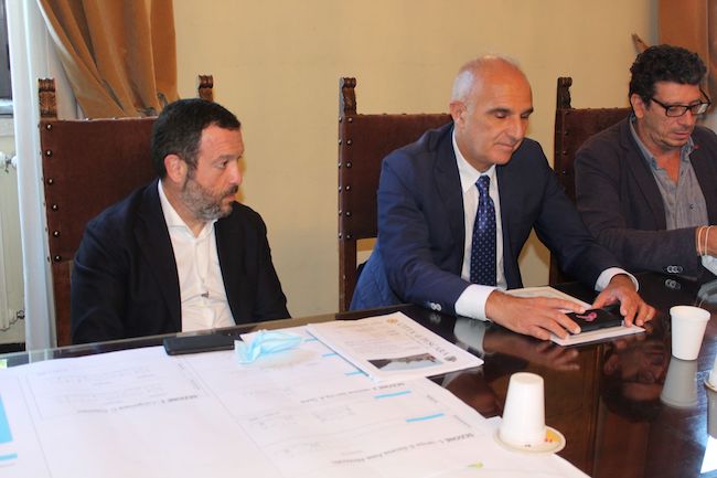 conferenza asse attrezzato