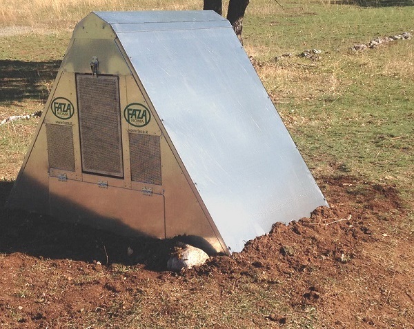 Pollaio a prova d'orso