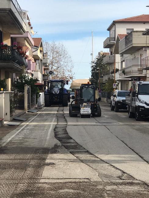 rifacimento manto stradale via la spezia