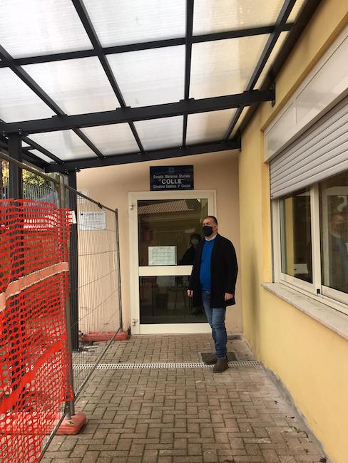 sindaco visita scuola del colle
