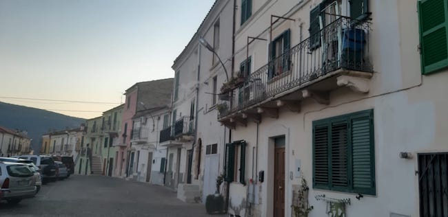 piazza castello manoppello