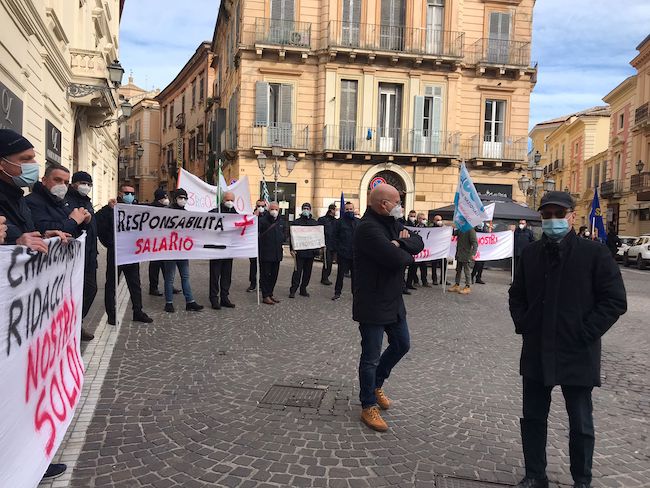 manifestazione trasporto teatino