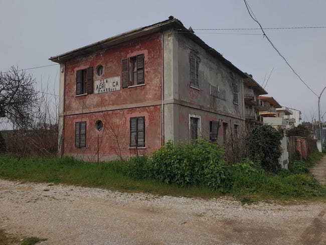 casa cantoniera